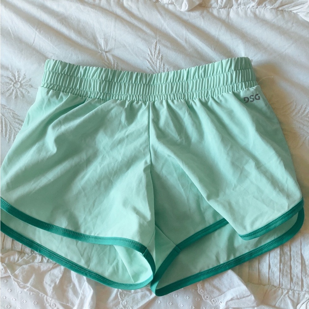 DSG kids shorts, size small